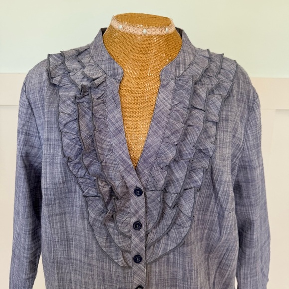 Sweet Magnolia Tops - Sweet Magnolia Chambray Blouse LARGE Blue‎ Ruffle Front Button Down Cotton